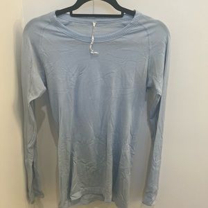 Lululemon Light Blue Fitted Top